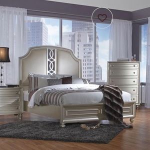 Bedroom set